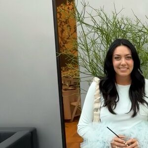 Meet your Posher, Alexandra